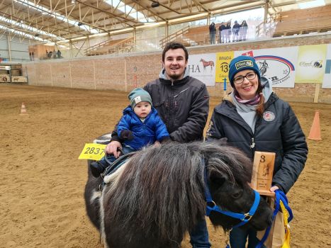 HALA-Westernove preteky-lasovanie rychlostky Team Roping 5.kolo