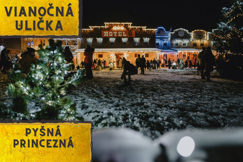 🎄 4. Adventná Nedeľa - Vianočná Ulička 17:00-20:00 Pyšná Princezná 🌟