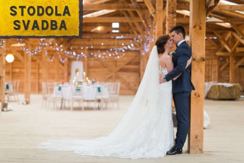 STODOLA - sl. Eva Lipárová