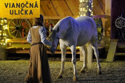 Novoročná ulička ❤️ vždy od 17:00 Popoluška