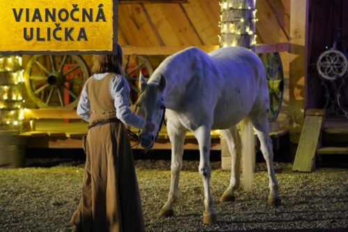 Vianočná ulička ❤️ vždy od 17:00 Perinbaba