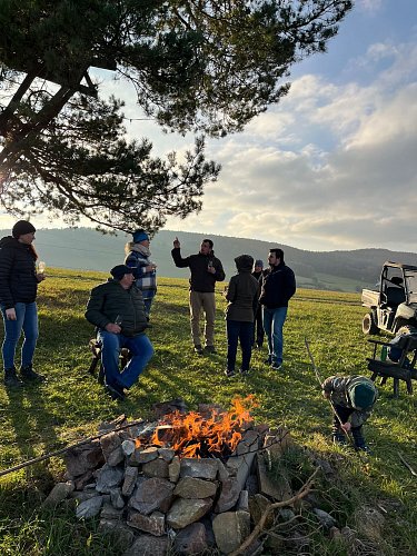 SALOON - SVATOMARTINSKÝ POCHOD S OCHUTNÁVKOU MLADÝCH VÍN 16.10.2024