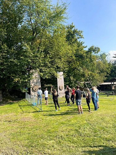 SALOON- Teambuilding Marquise