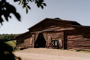 STODOLA - Svatba sl. Kováčikové