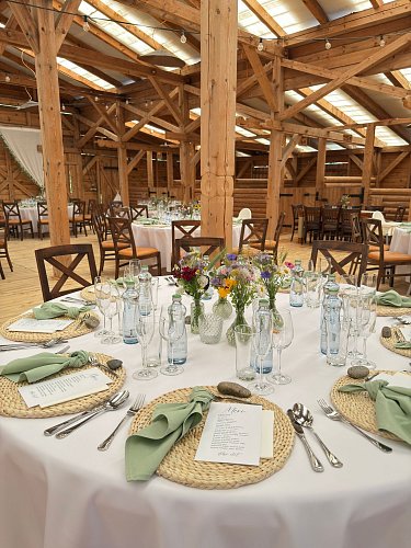 STODOLA - svatba sl. Holá