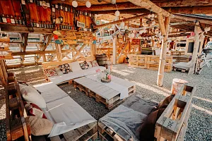 SALÓN - Rodinné setkání paní Moravčíkové