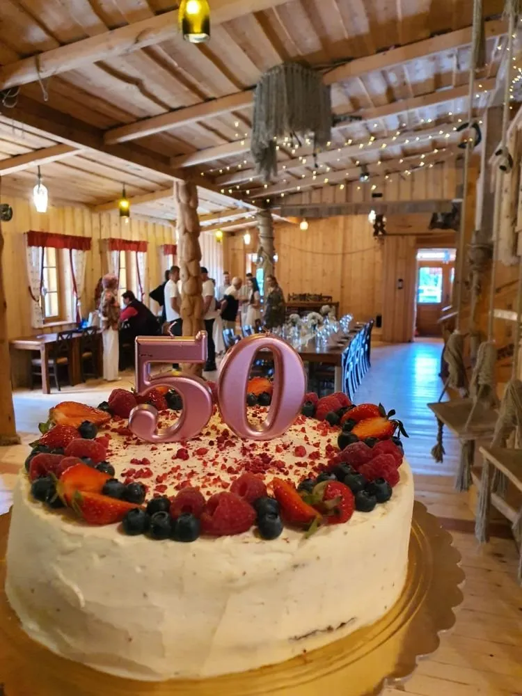 SALOON - OSLAVA P. ĎURECHOVÁ