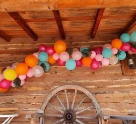 SALOON - OSLAVA P. GALKOVÁ